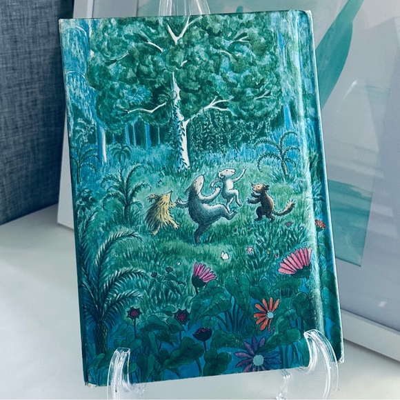 Brave Brush-Tail Possum Hardcover Picture Book - Picture 7 of 7